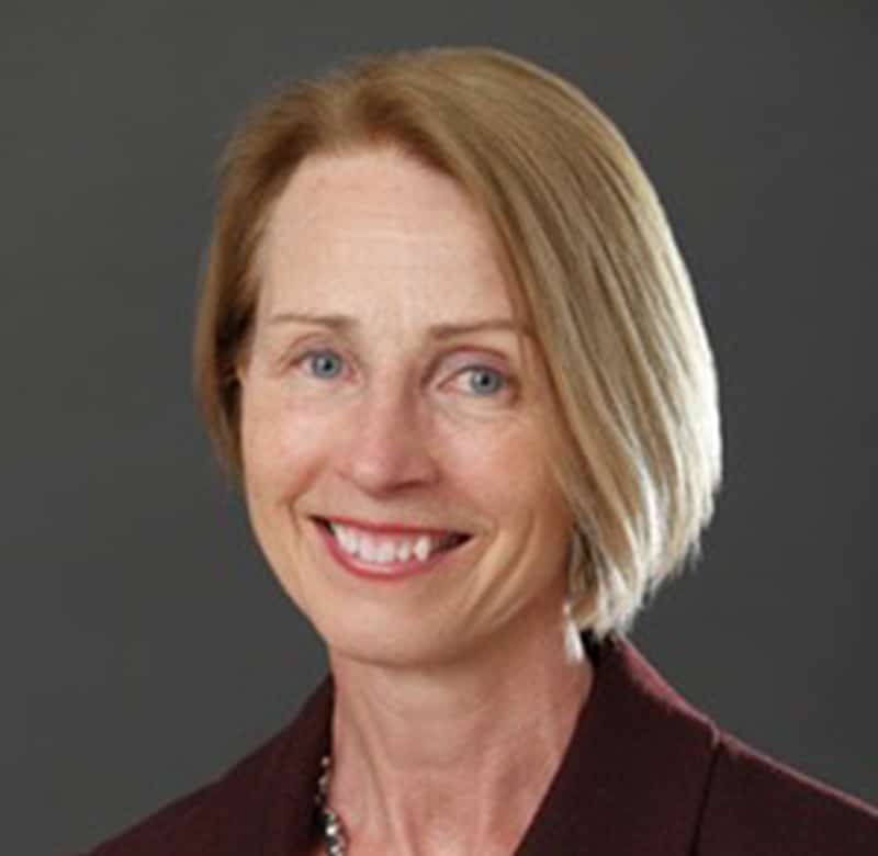 Elizabeth O'Brien headshot